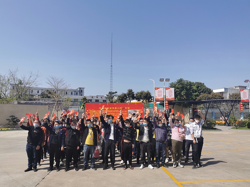 ����ͷ�ߣ����������󼪣����������������ǩ